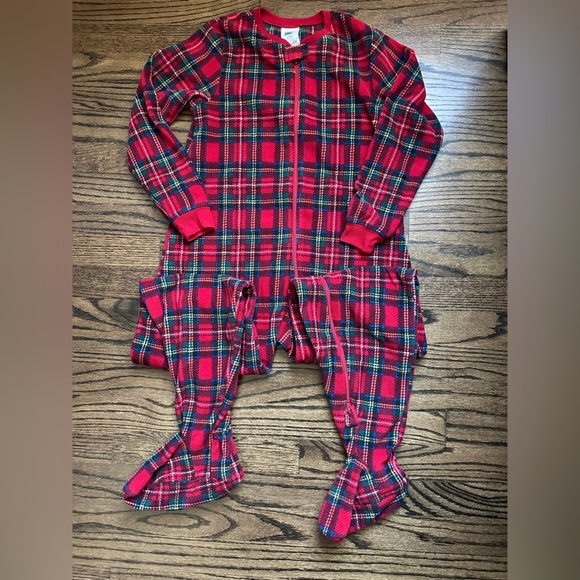 Lands End Kids Red Holiday Plaid Footed Pajamas - size 8 - Picture 1 of 6